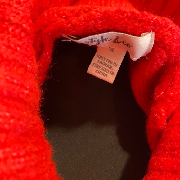 NWT Women’s Red Sweater, Classic Top, Plus Size, New, Turtleneck - Picture 8 of 9